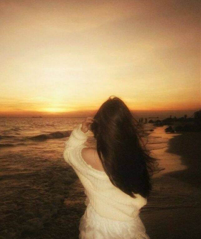 Aesthetic pfp Profile Picture of Sunset at the Beach