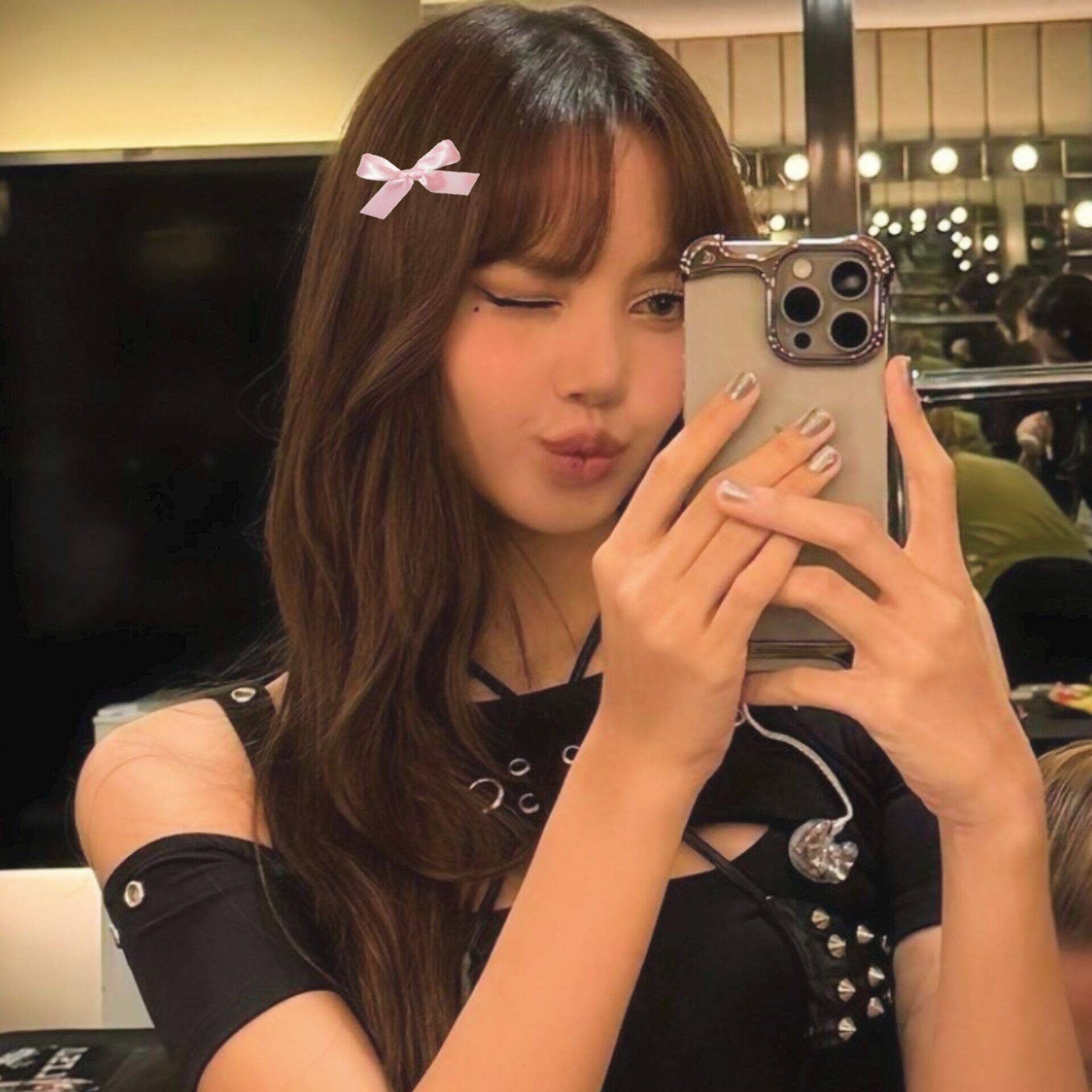 Cute and Adorable Pfp Profile Picture with Long Hair and Bow