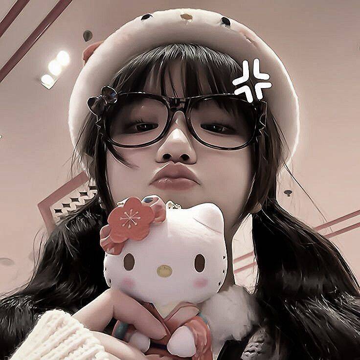 Cute Girl with Kawaii Style and Hello Kitty pfp Profile Picture