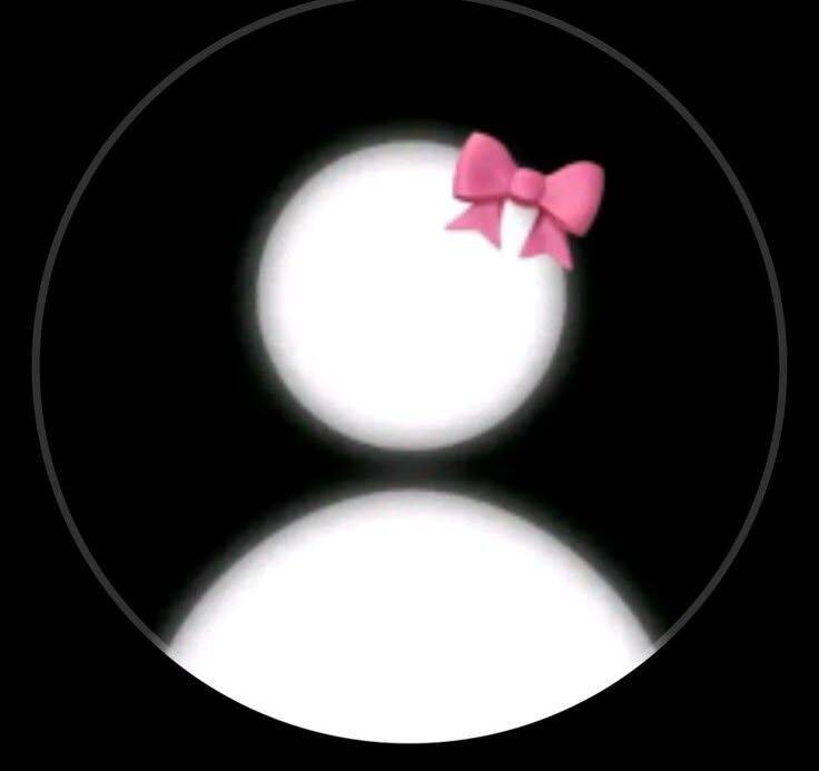 Girl​ pfp Profile Picture with Pink Bow
