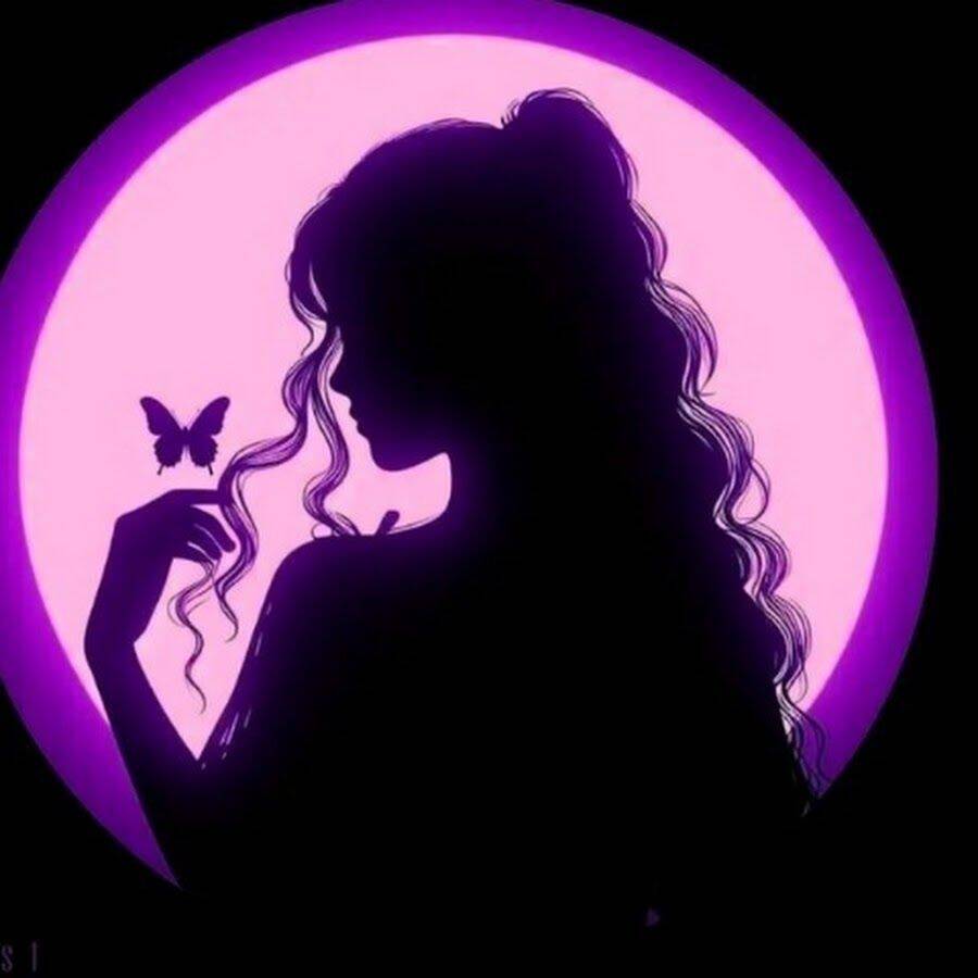 Girl​ Instagram pfp Profile Picture with Silhouette and Butterfly