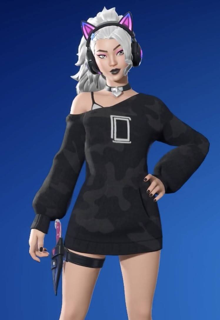 Fortnite Girl with Headphones and Stylish Outfit pfp Profile Picture