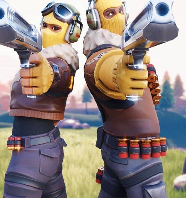 Fortnite Twins with Weapons pfp Profile Picture