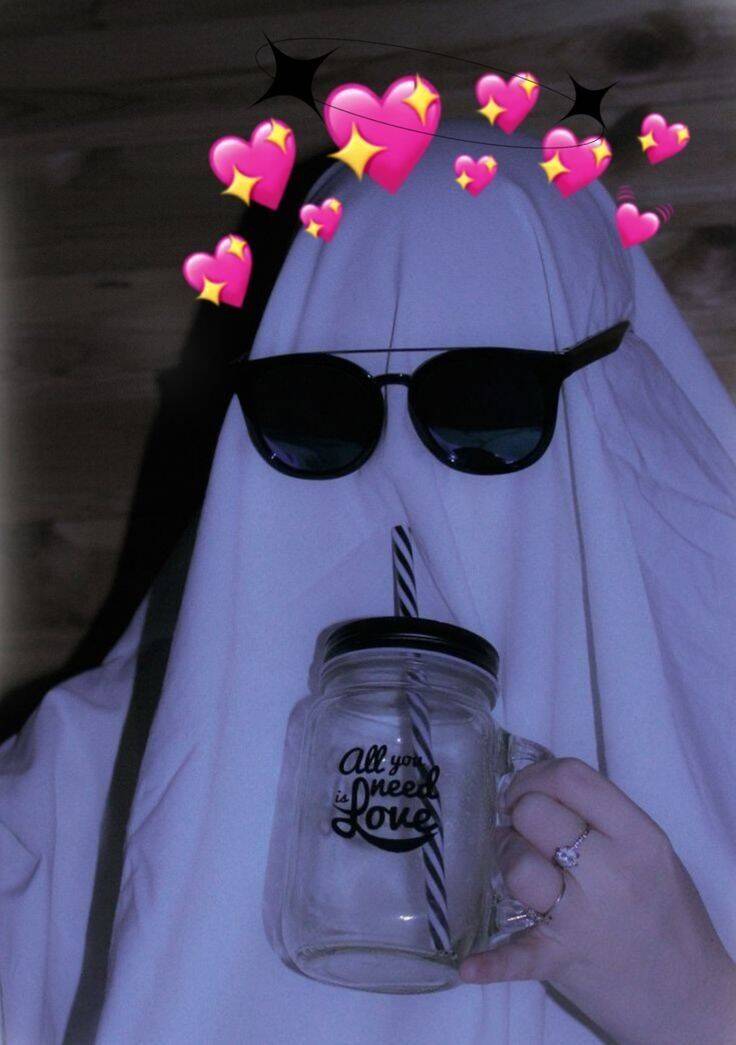 Fun Girl​ pfp Profile Picture with Ghost and Hearts