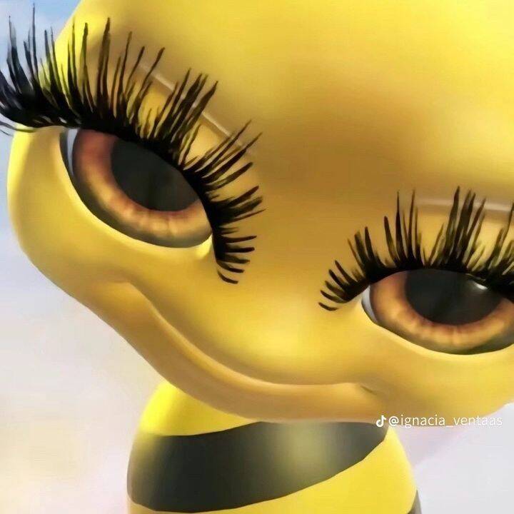 Funny pfp Profile Picture of Bumblebee with Big Eyes