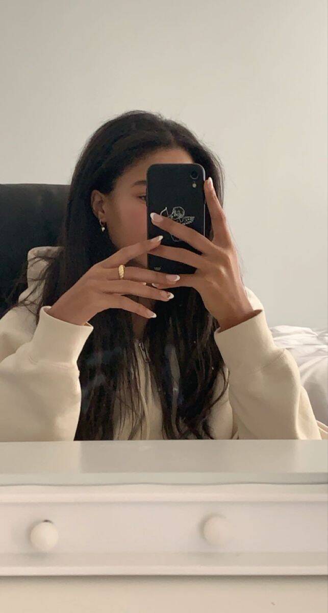 Girl​ pfp Profile Picture with Mirror and Cozy Sweater
