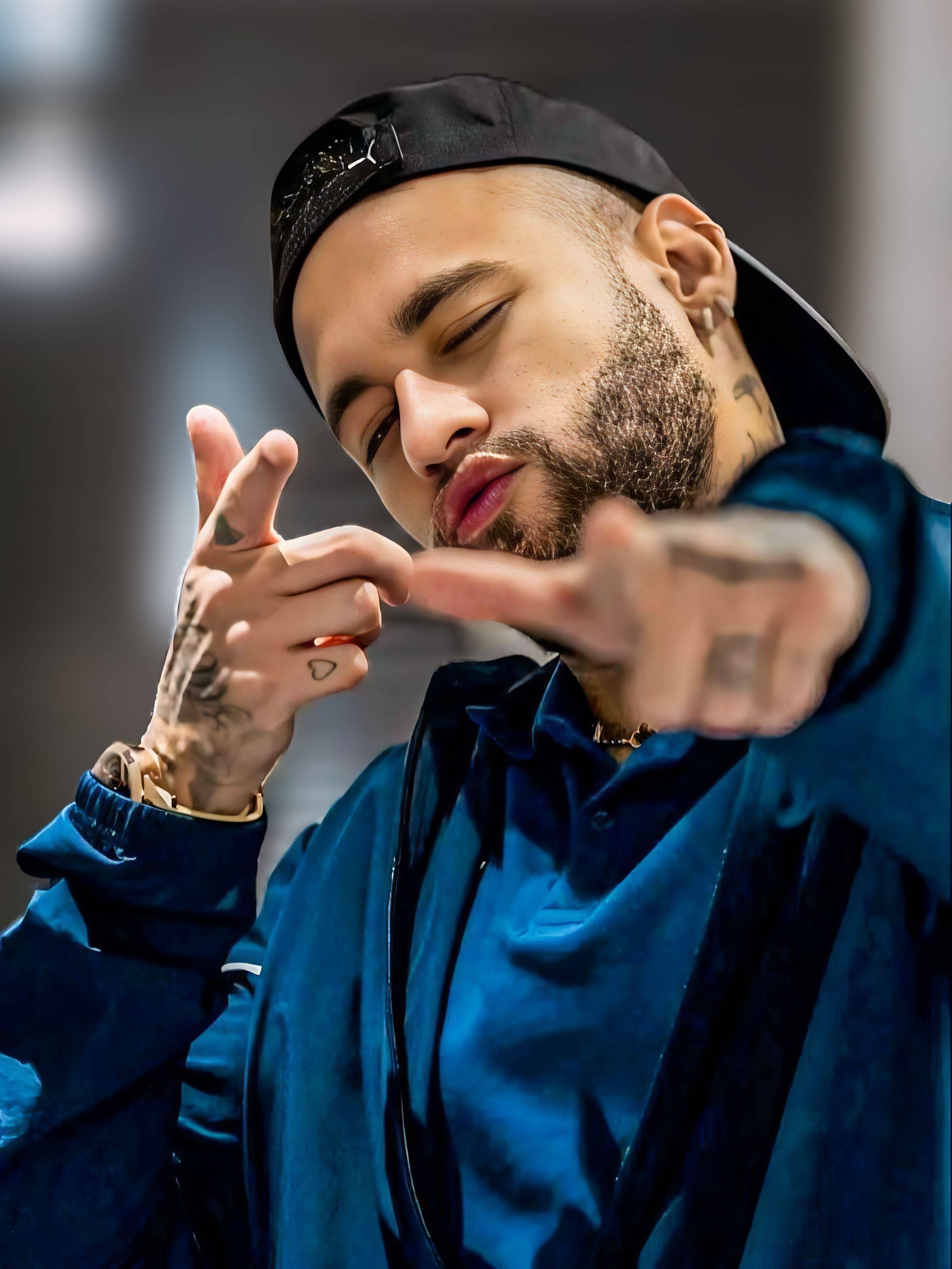 Neymar pfp Profile Picture Posing Stylishly