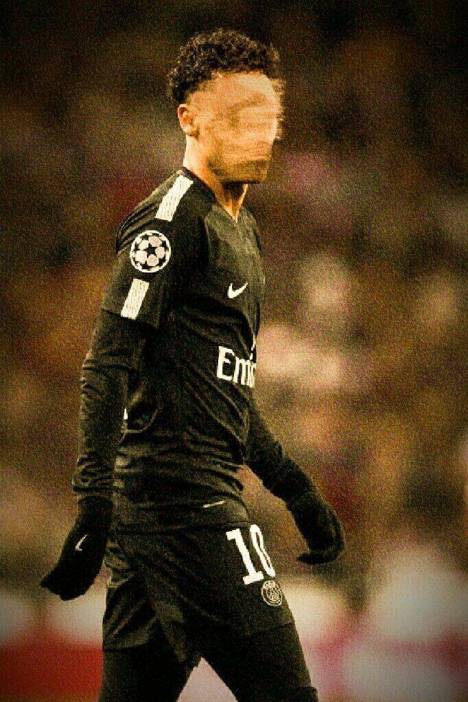 Neymar pfp Profile Picture Playing with PSG Jersey