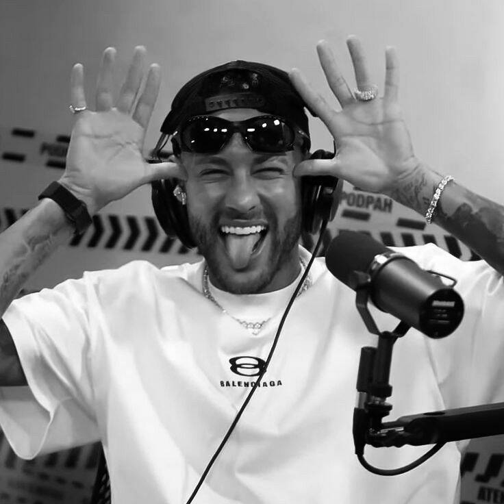 Neymar pfp Profile Picture Smiling and Having Fun