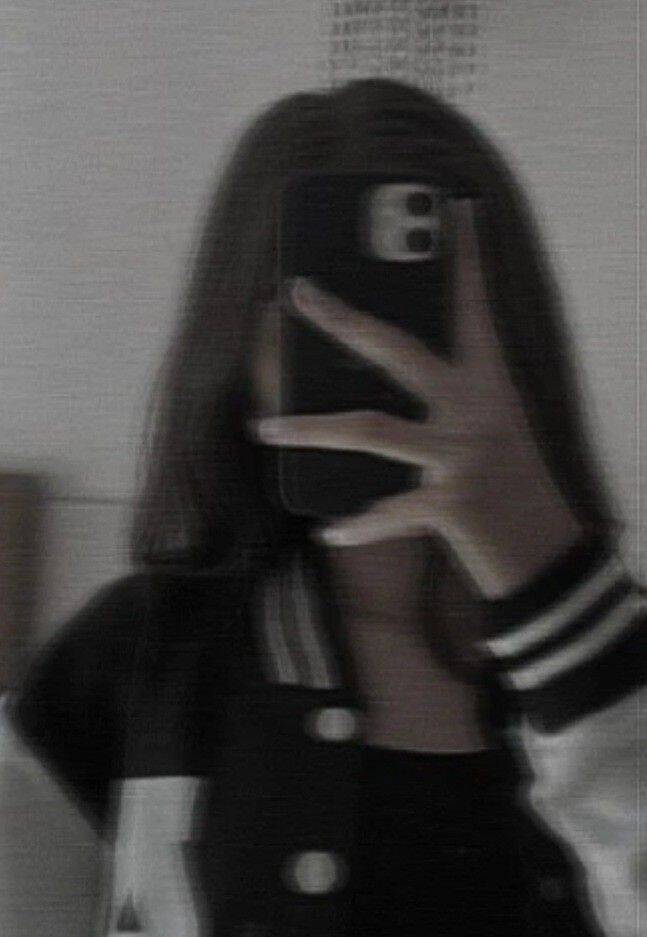 Stylish Girl​ pfp Profile Picture with Jacket and Smartphone