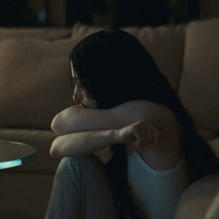 Sad Woman pfp Profile Picture Hugging Her Knees