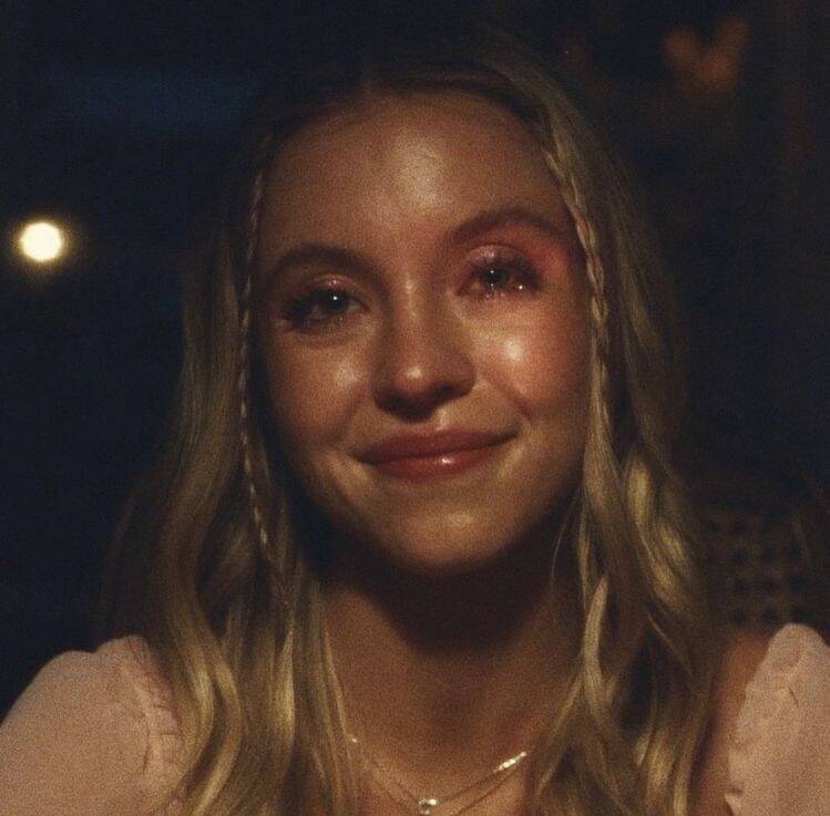 Sad pfp Profile Picture of Woman with Tearful Eyes
