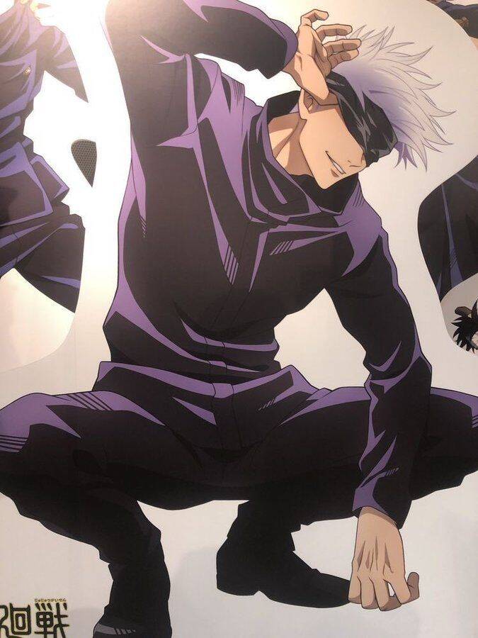 Satoru Gojo pfp Profile Picture in Squatting Pose