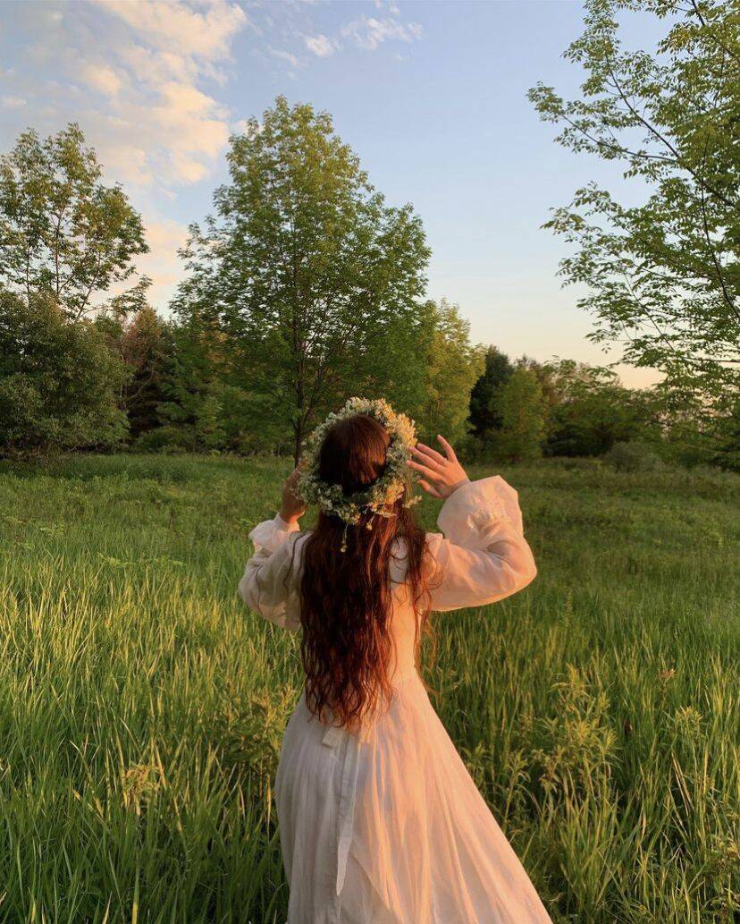 Boho Style in the Field pfp Profile Picture for TikTok