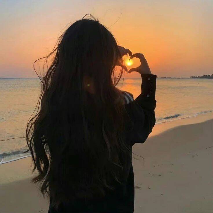 Beach Sunset pfp Profile Picture for Instagram Girl​