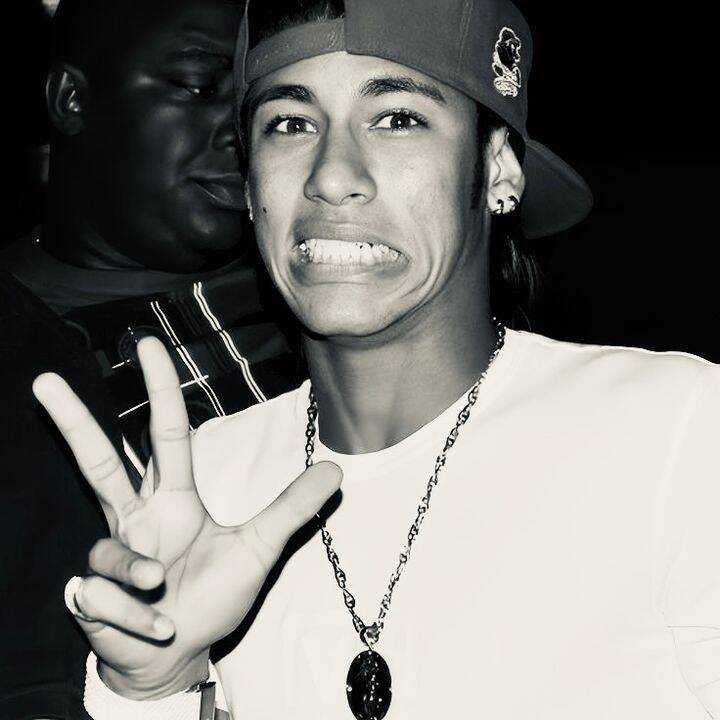 TikTok pfp Profile Picture of Neymar with Funny Smile