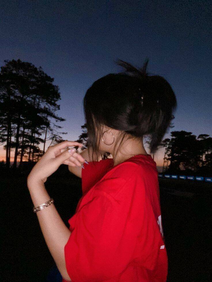 Girl​ pfp Profile Picture at Sunset with Red T-Shirt