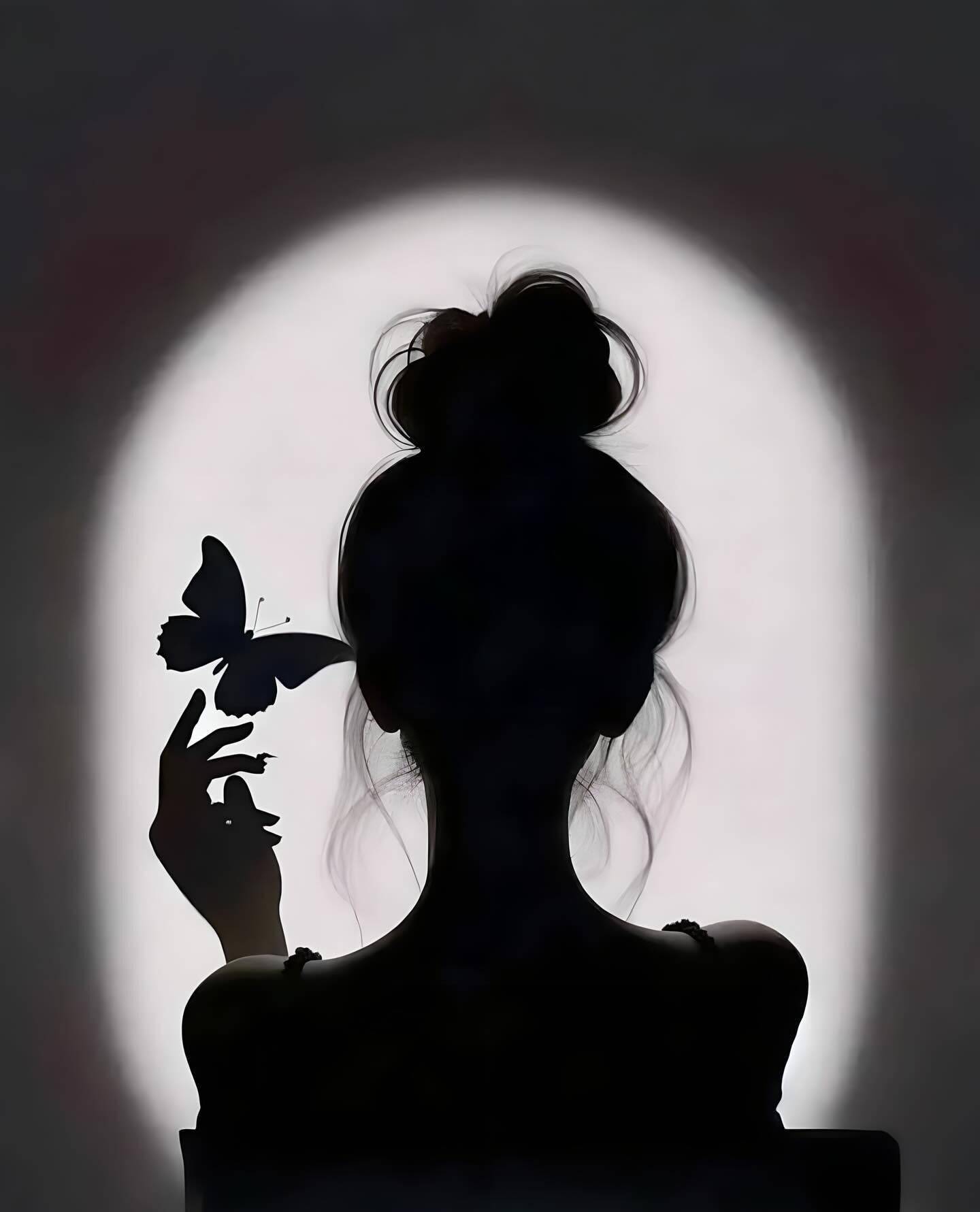 Girl​ pfp Profile Picture with Butterfly Silhouette