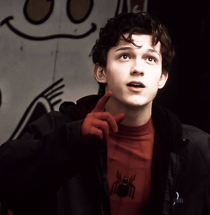 Spiderman pfp Profile Picture with Thoughtful Expression