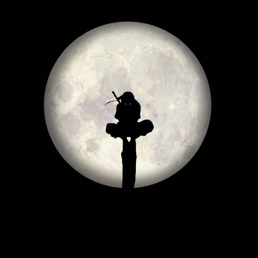 Itachi Uchiha pfp Profile Picture Silhouette Against Full Moon