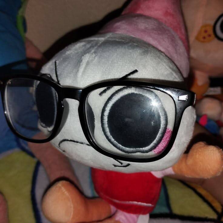 Dandy’s World pfp Profile Picture Quirky Glasses Toon