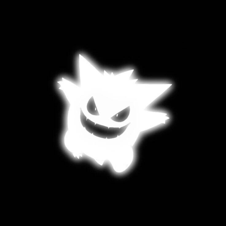 Black and White pfp Profile Picture Ghostly Glow