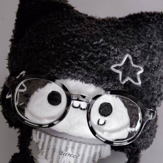 Cute Cat Black and White pfp Profile Picture with Glasses