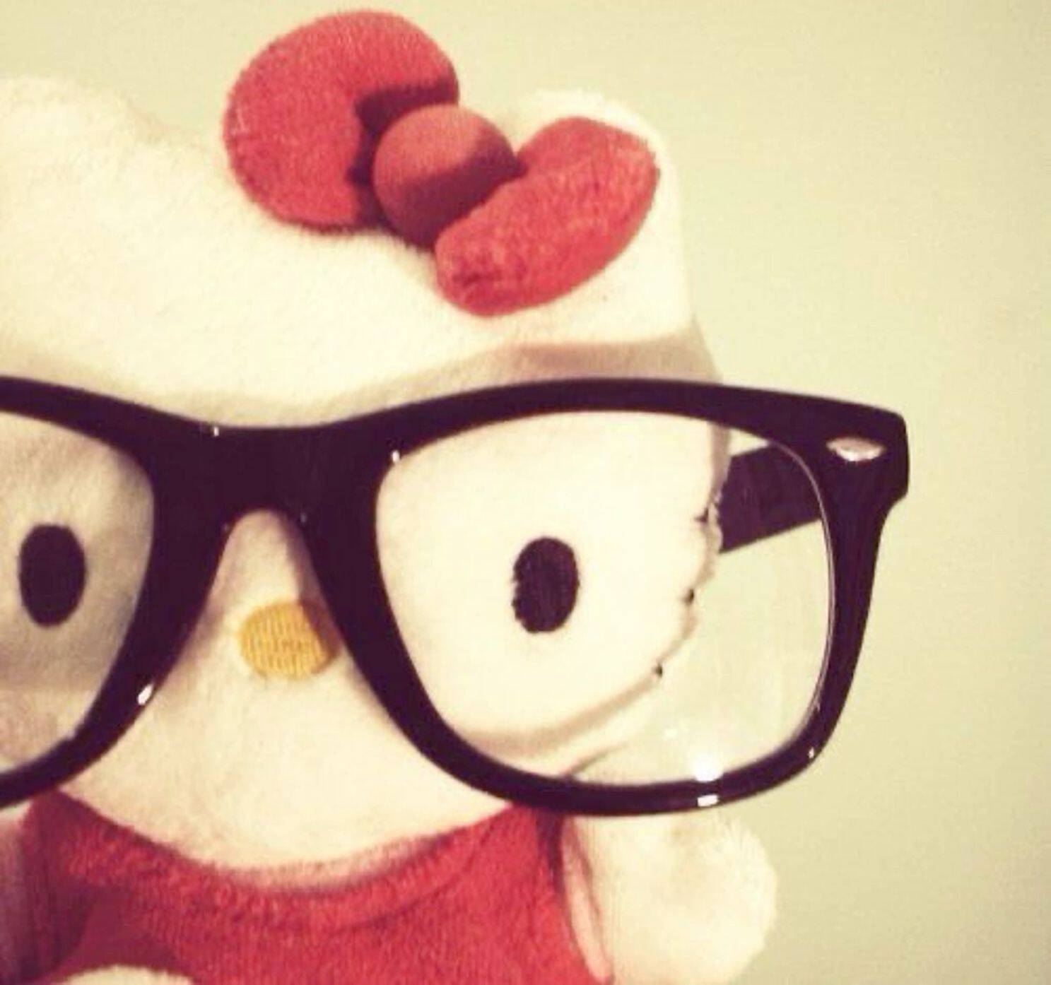 Cute Anime Girl pfp Profile Picture with Glasses and Hello Kitty Theme