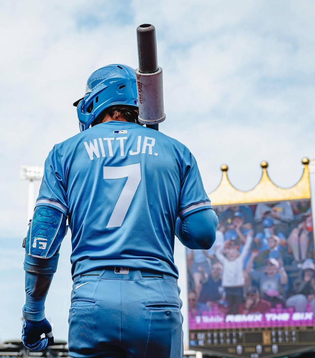Baseball pfp Profile Picture Player Ready to Bat
