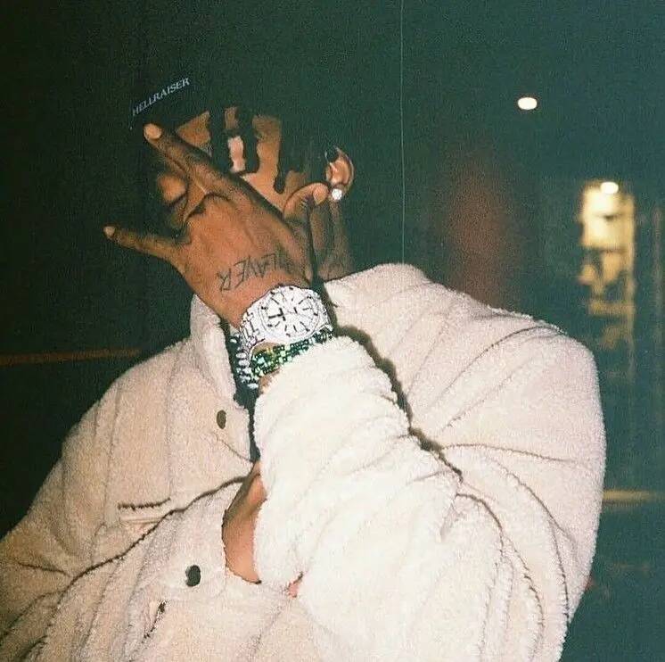 Travis Scott pfp Profile Picture Stylish Gesture with Watch