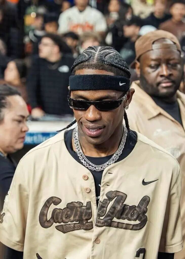 Travis Scott pfp Profile Picture Stylish Braids and Sunglasses