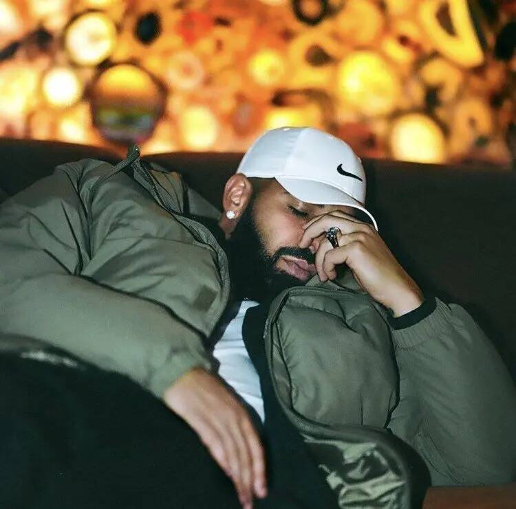 Drake pfp Profile Picture Relaxing Vibe