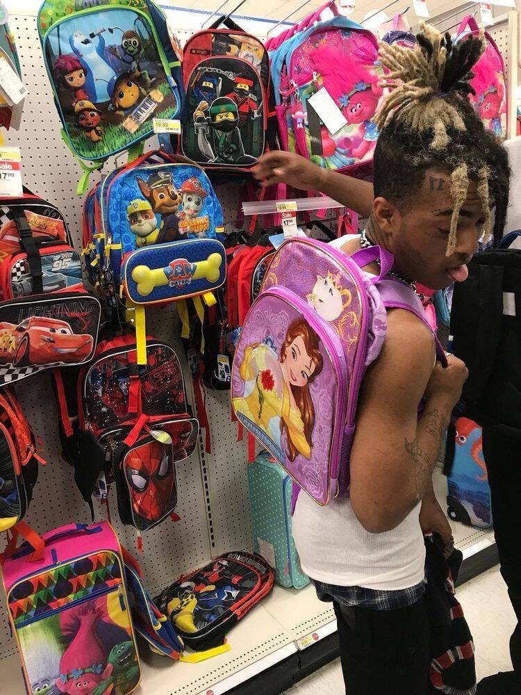 XXXTentacion pfp Profile Picture Shopping with Backpacks