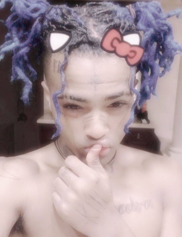 XXXTentacion pfp Profile Picture with Blue Dreadlocks and Hello Kitty Bow