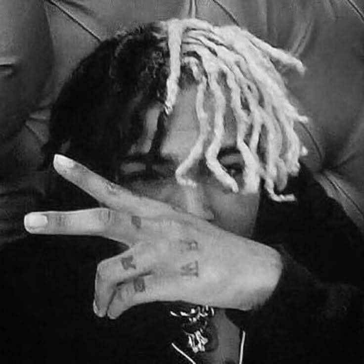 XXXTentacion pfp Profile Picture Black and White Dreadlocks