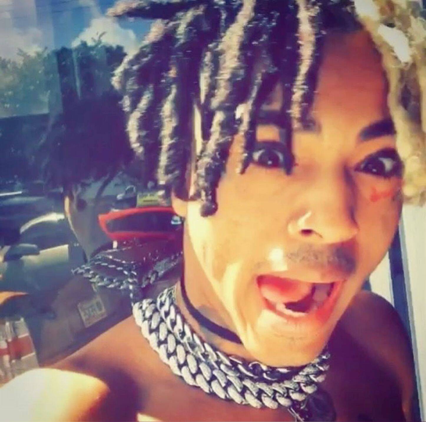 XXXTentacion pfp Profile Picture Dreadlocks and Chain